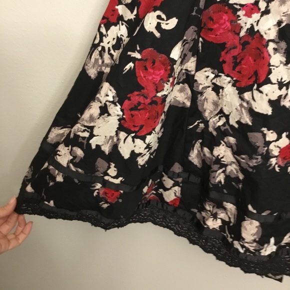 Hot Topic Pinup Rockabilly Rose Corset Dress Size SM - Picture 5 of 13